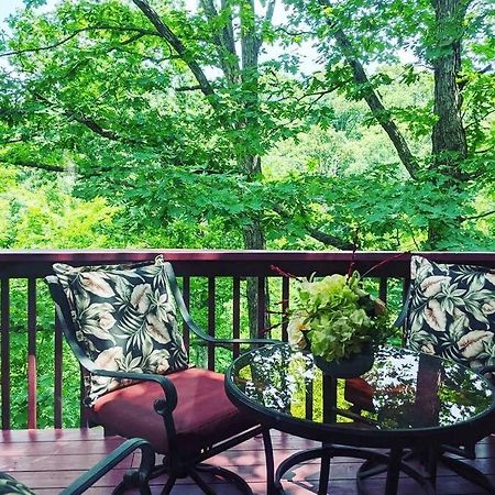 Appartamento Corner Lake Getaway Bella Vista Esterno foto