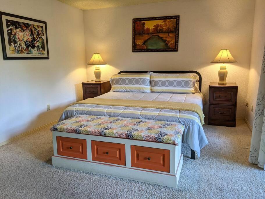 Appartamento Corner Lake Getaway Bella Vista Esterno foto